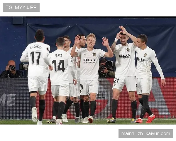 巴萨2-0客胜西班牙人豪取9连胜 积分优势扩大至7分